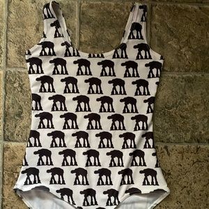 One piece swim suit